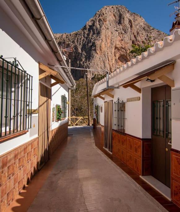 Villa La Barberia De Miguel El Chorro Esterno foto